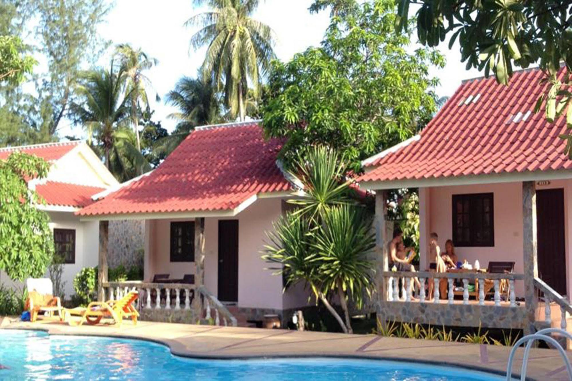 Phuwadee Resort Thong Nai Pan Noi Eksteriør bilde